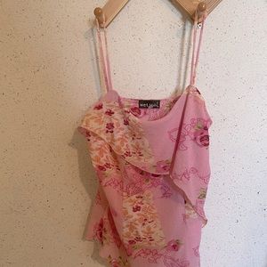 WetSeal Asymmetrical Floral Top! 2000s chic
